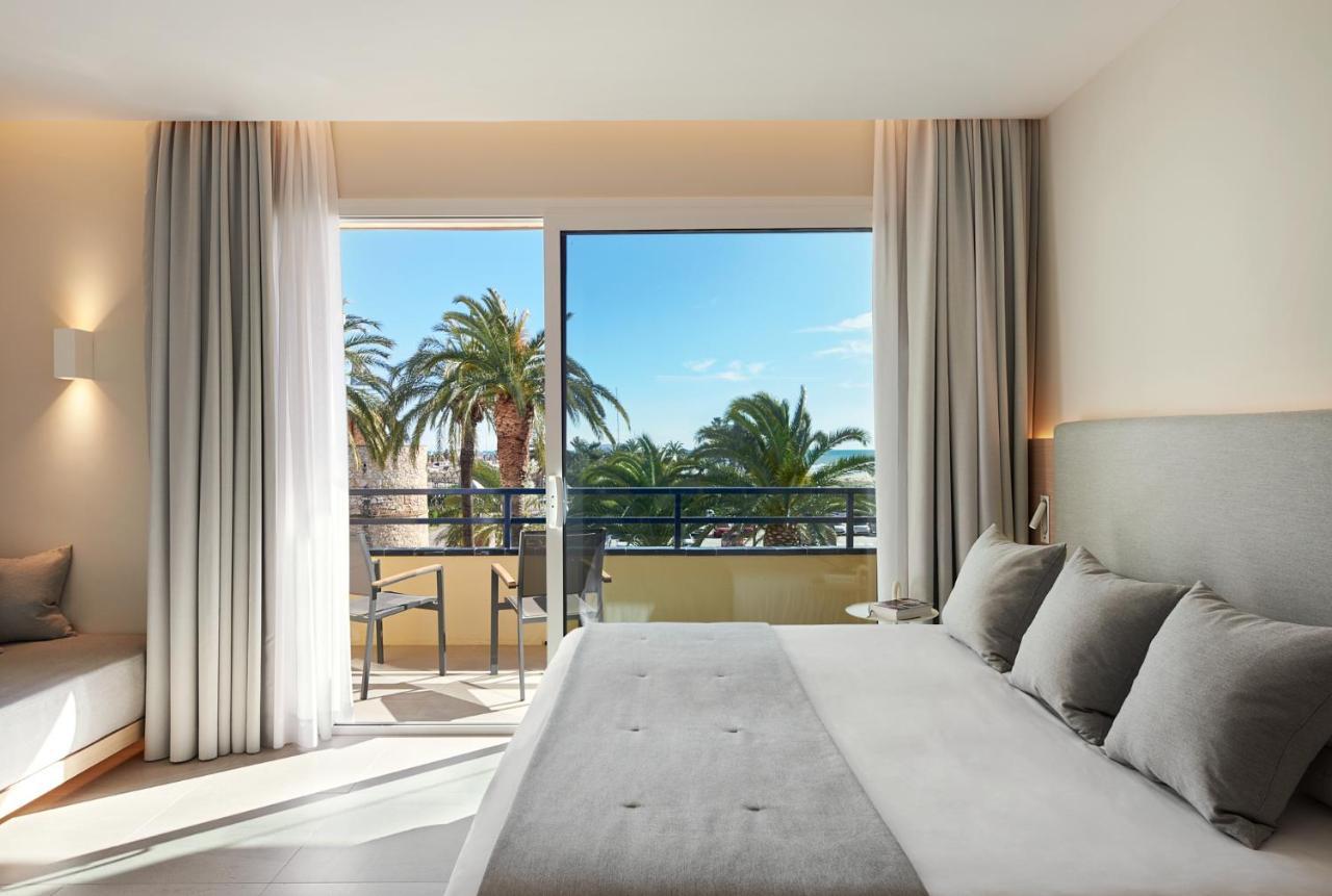 Hotel Restaurant Ceferino Vilanova i la Geltrú 외부 사진
