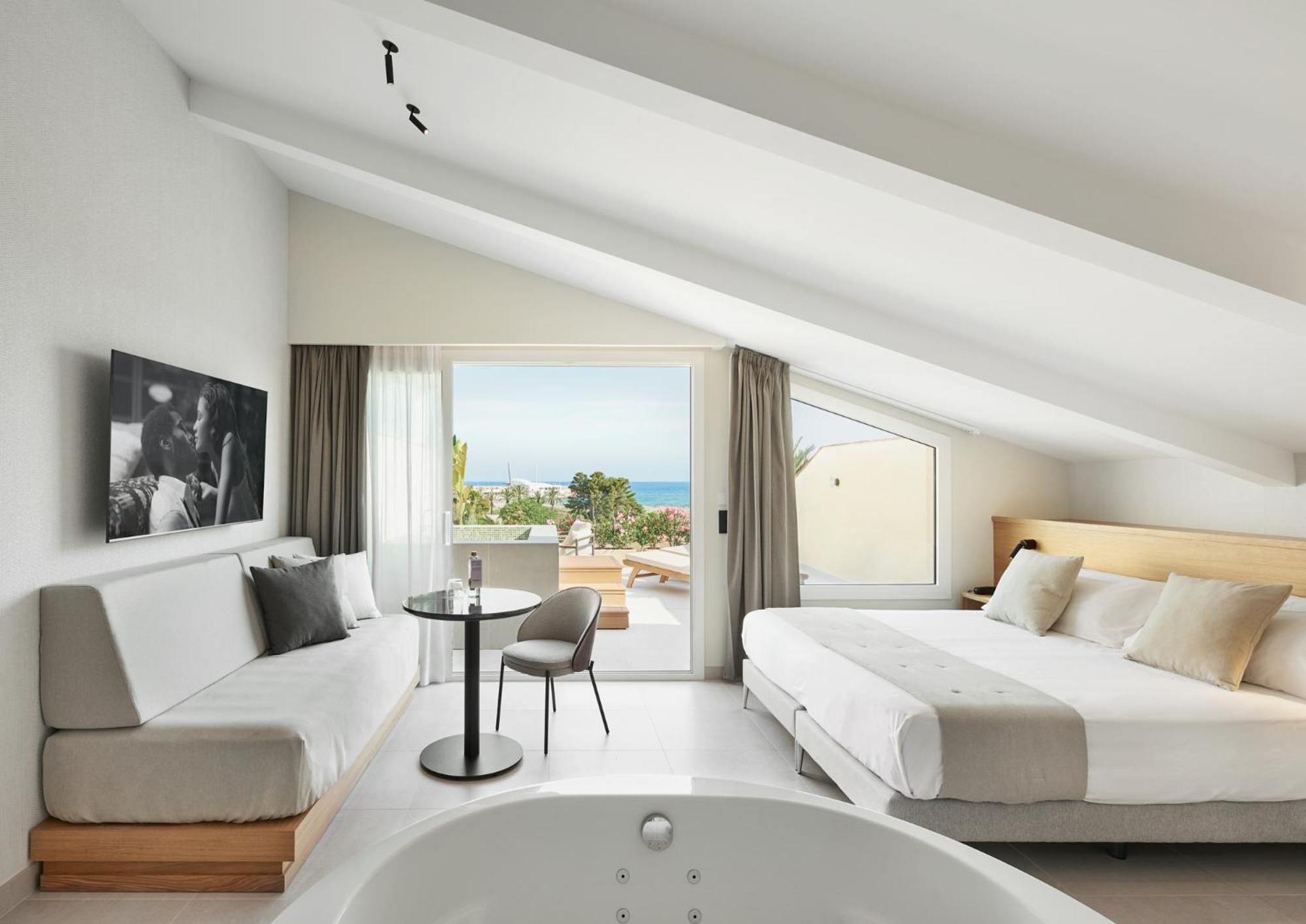 Hotel Restaurant Ceferino Vilanova i la Geltrú 외부 사진